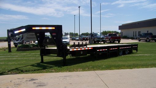 Behnke 20,000 lb. Pull-type Sprayer Trailers