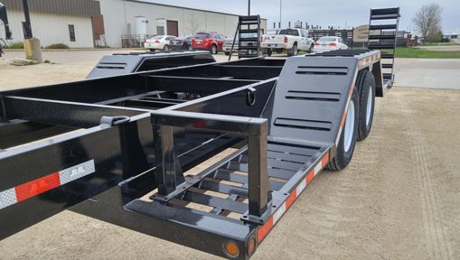 Behnke 24,000-30,000 lb. Drive-over Sprayer Trailers