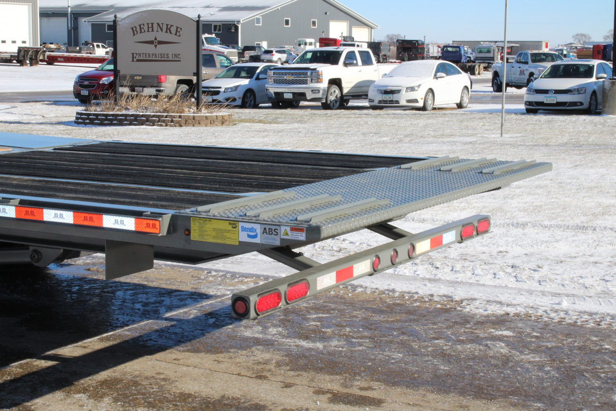 Behnke Tag-Style Hydraulic Beavertail