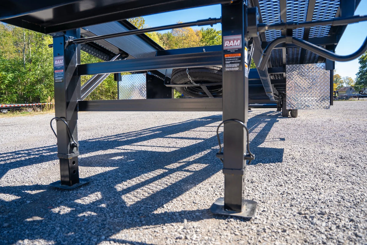 Buckeye Ultra Max 53' 4-Car Hauler