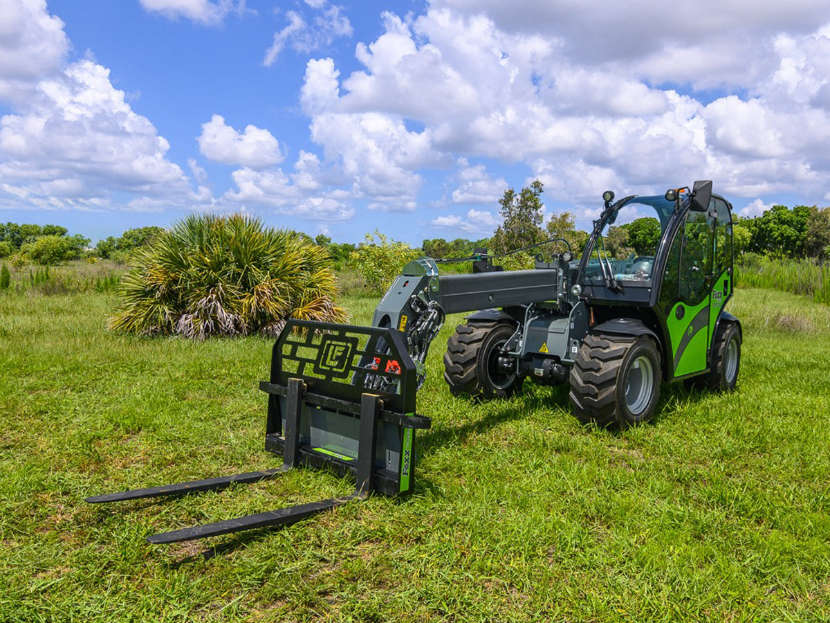 Foxx CML555 Compact Telehandler