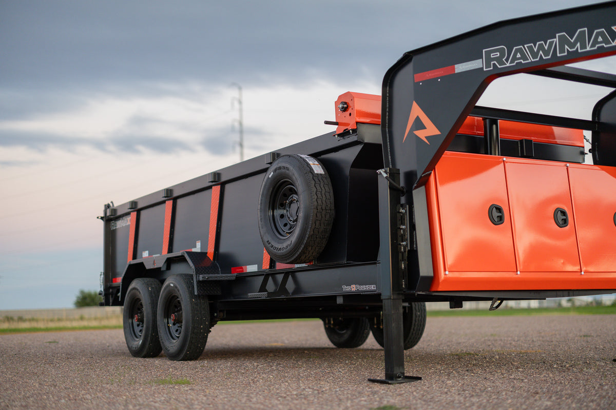 RawMaxx LPXT Gooseneck 83in Telescopic Dump