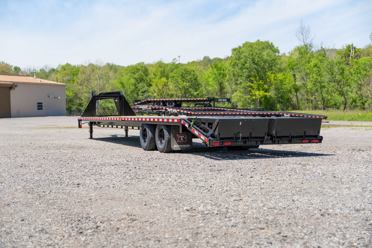 Buckeye B-MAXX GN 32K Deck-Over Gooseneck Trailer