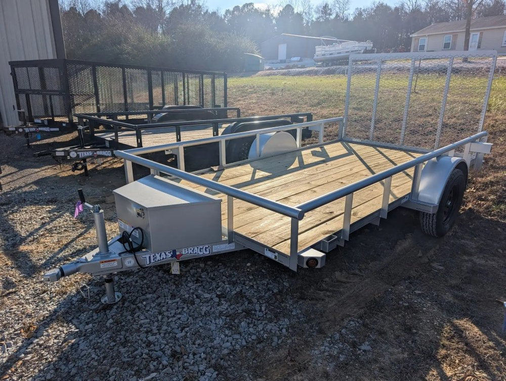 6.5 x 12 SA Pipe Top Utility Trailer Texas Bragg 3.5K 260443