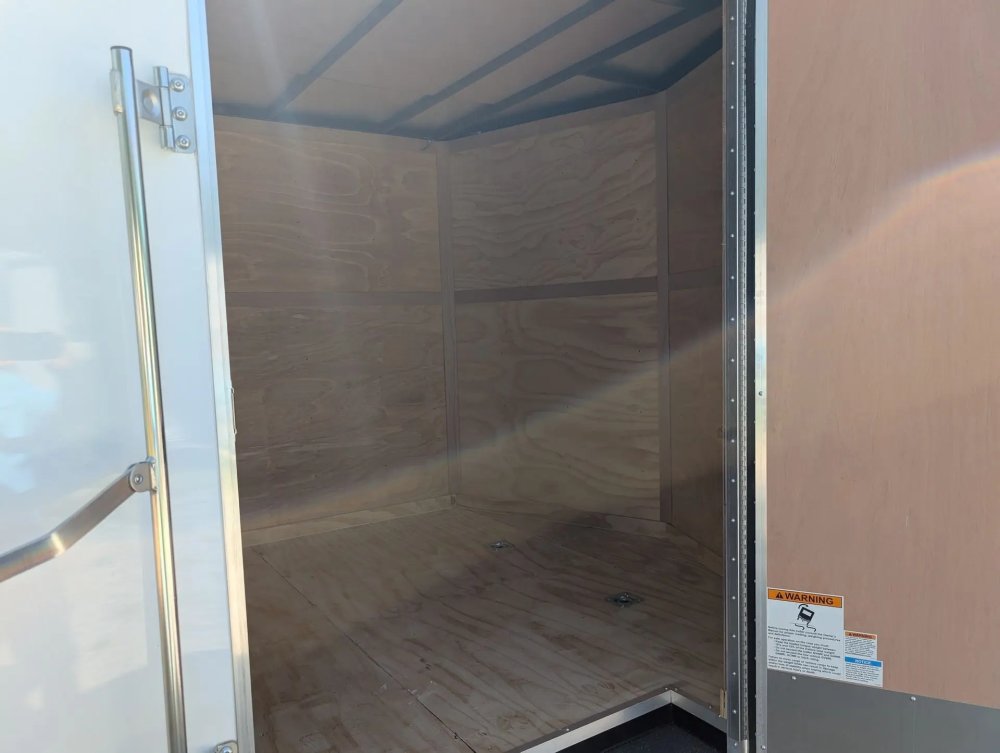 Cargo Mate 8.5x18 TA3 Enclosed Trailer (5.2K) 96361