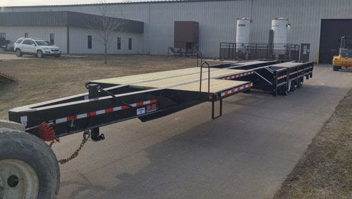 Behnke 40,000-50,000 lb. Pull-type Sprayer Trailers