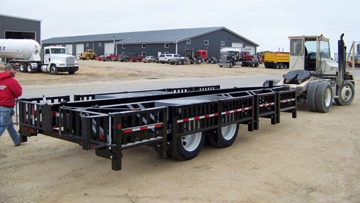 Behnke 40,000-50,000 lb. Pull-type Sprayer Trailers