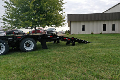 Behnke 30K Tag Trailer