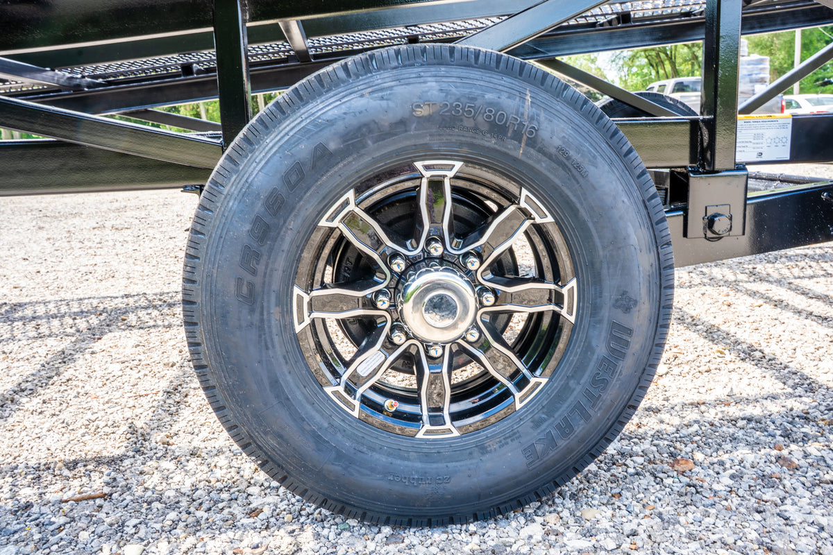Buckeye Max Light 48' Wedge 3-Car Trailer