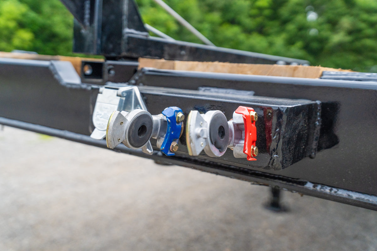 Buckeye SD-MAXX 26K Step Deck Trailer