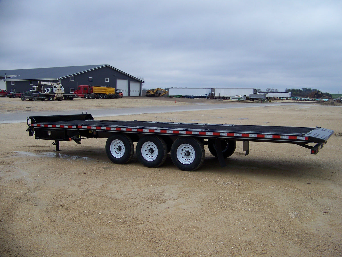 Behnke 14,000 lb. – 16,000 lb. Flatbed Tilts