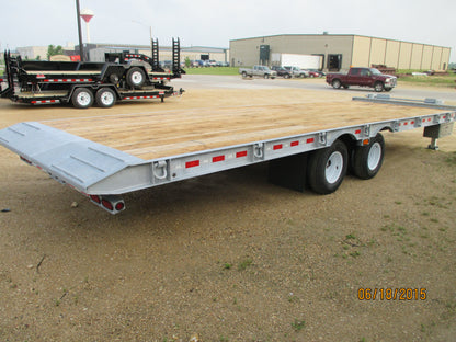 Behnke 24,000 lb. – 30,000 lb. Flatbed Tilts