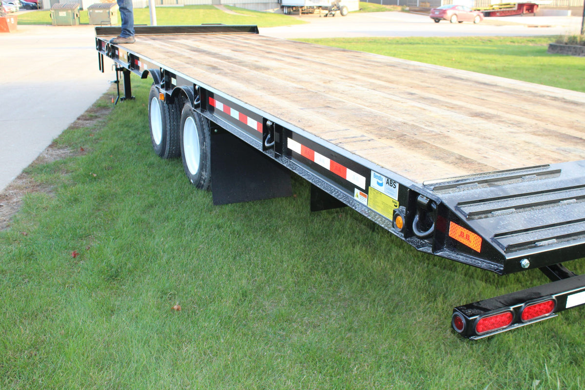 Behnke Tag-Style Flatbed Tilts