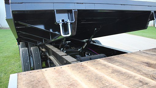 Behnke Tag-Style Flatbed Tilts