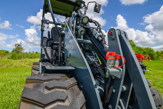 Foxx ST235 Compact Wheel Loader