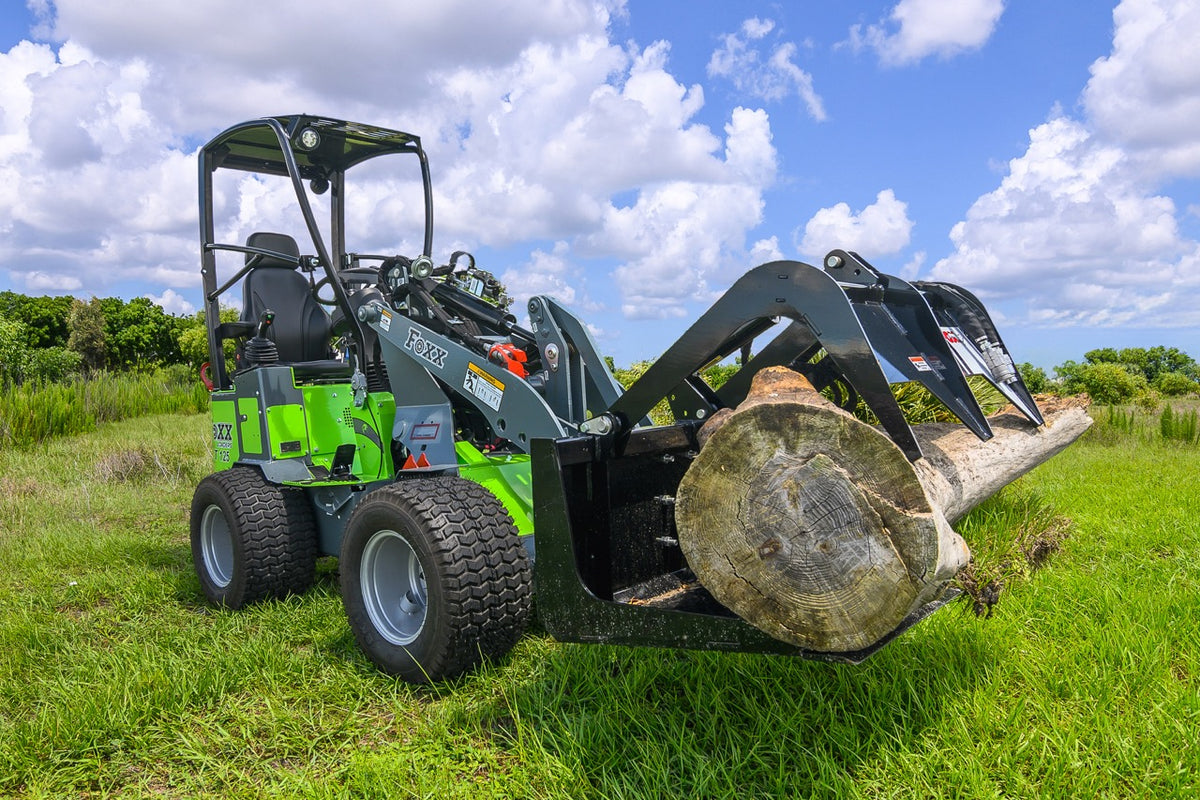 Foxx ST125 Compact Wheel Loader