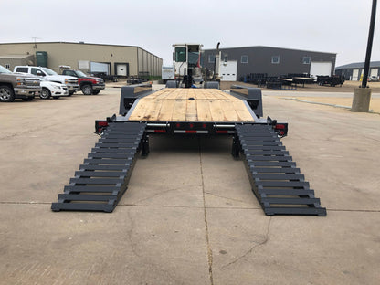 Behnke Tri-axle Structural Channel Skidloader