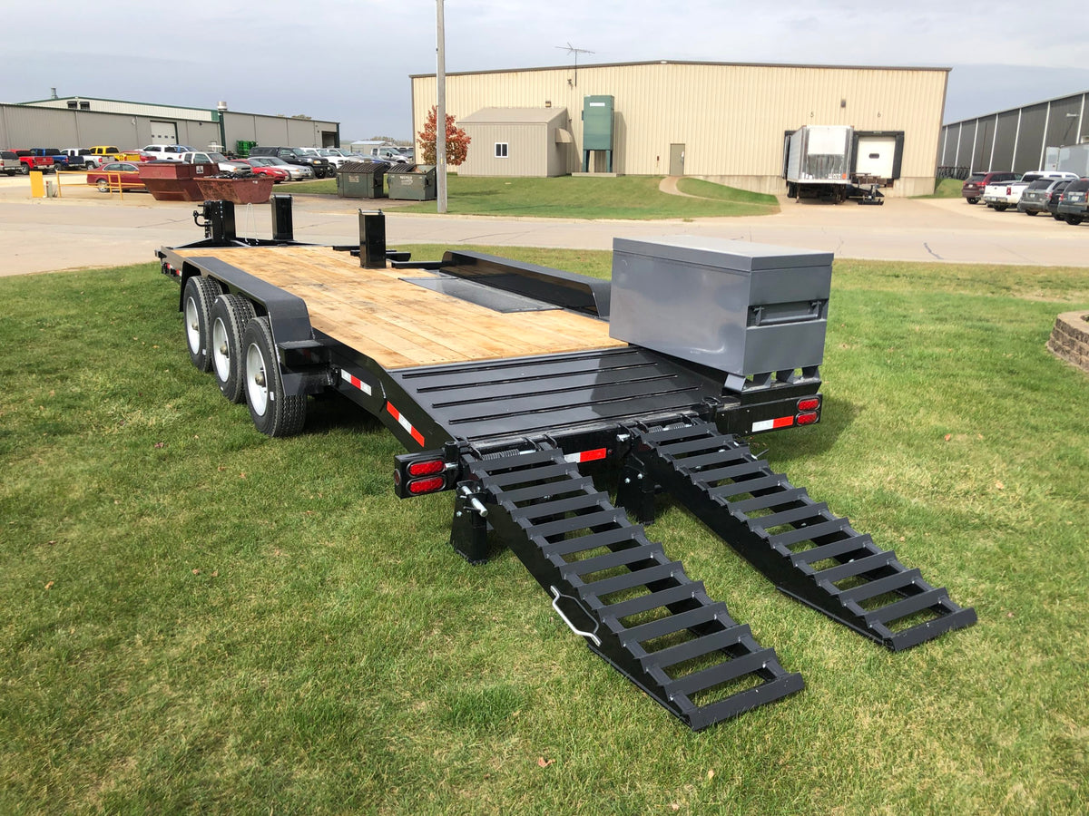 Behnke Triple Axle Directional Drill Ramp Trailer