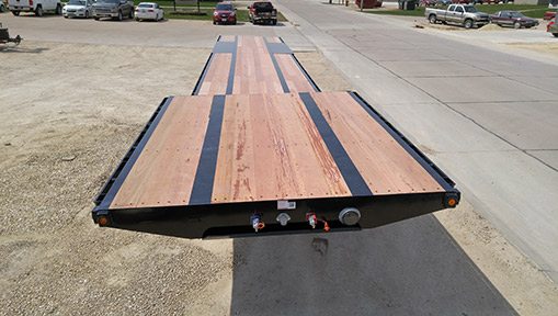 Behnke Low-Profile Over the Road Step-Deck Semi
