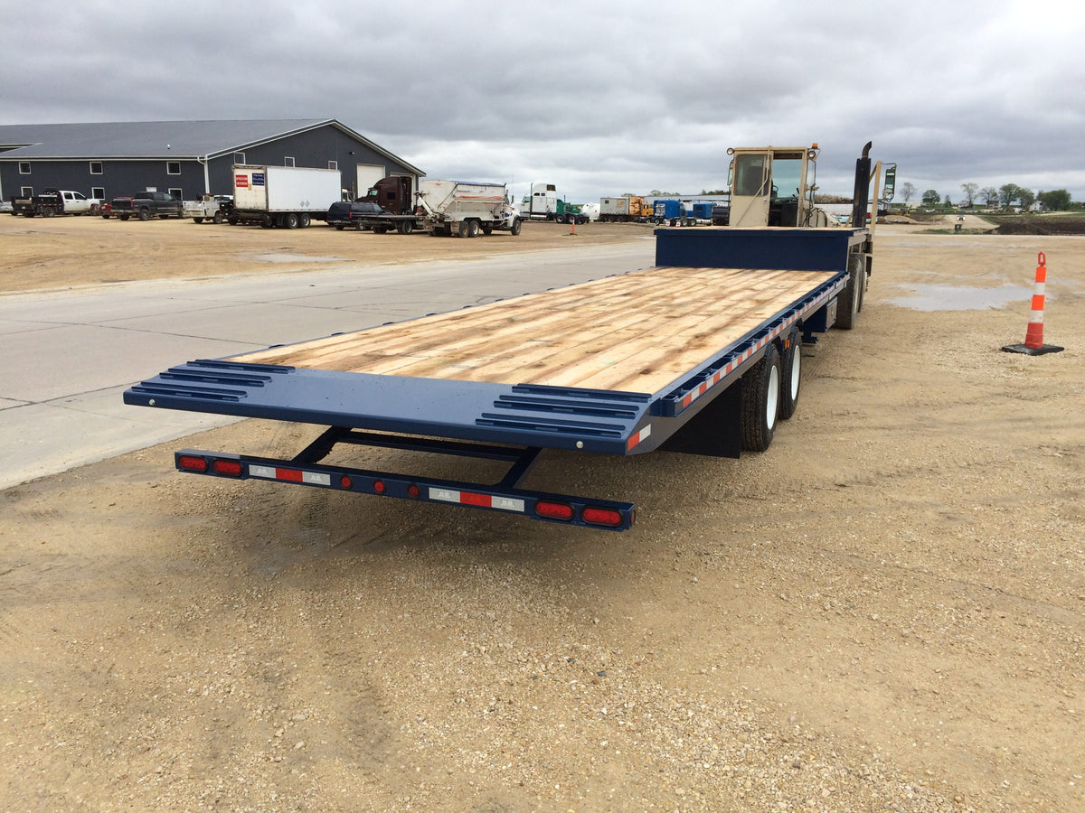 Behnke Step-Deck Semi Style Tilt