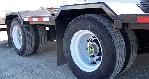 Behnke Super Low-Profile Over the Road Step-Deck Semi