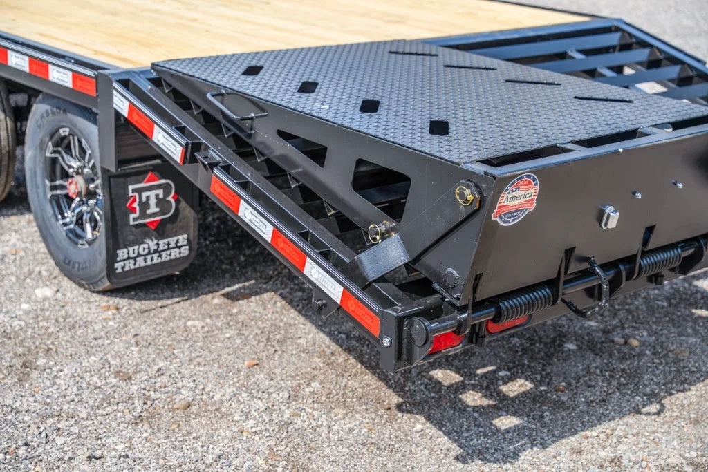 Buckeye B-MAXX GN 24K-SS Deck-Over Gooseneck Trailer