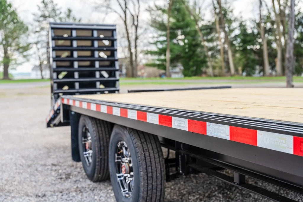 Buckeye B-MAXX GN 24K-SS Deck-Over Gooseneck Trailer