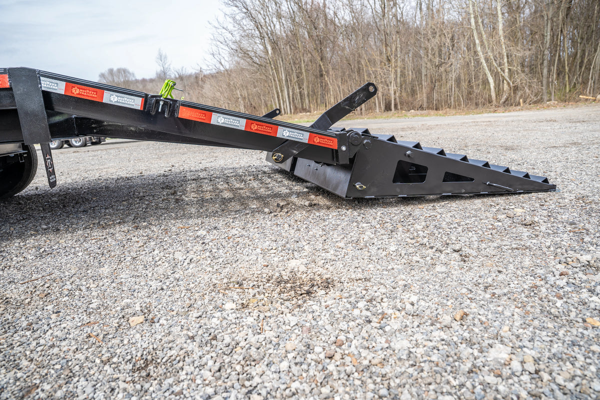 Buckeye B-MAXX PH 20K-SS Deck-Over Pintle Trailer