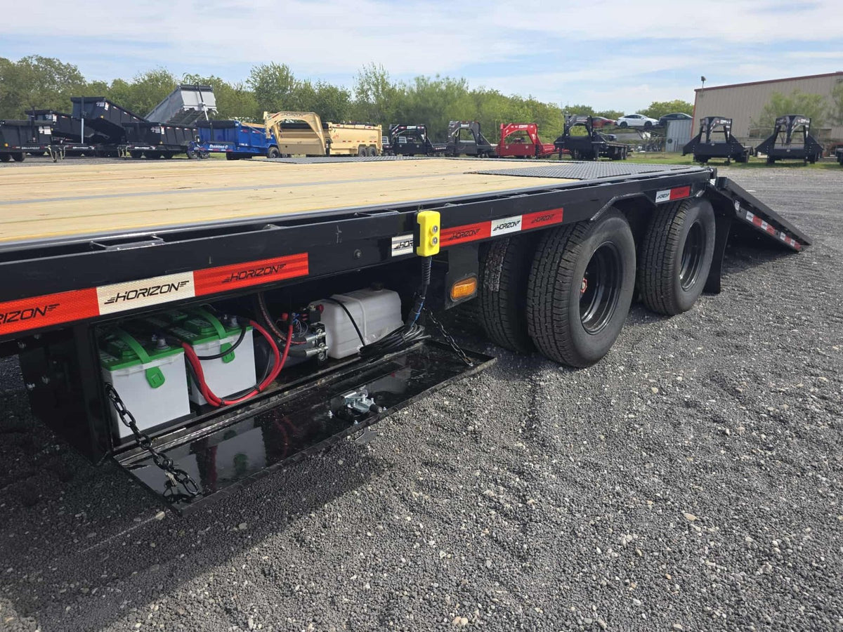 Horizon FYZ Gooseneck Hydraulic Dovetail Deckover Trailer