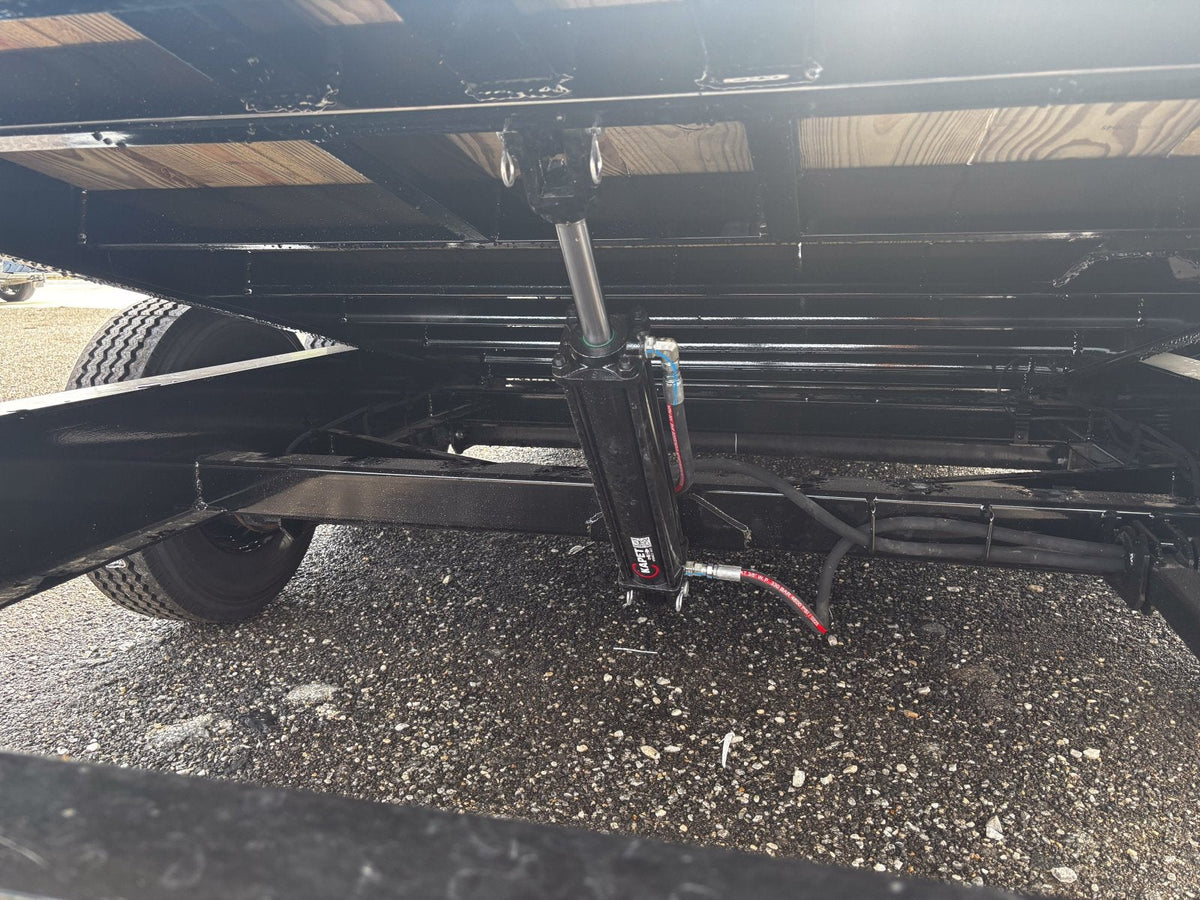 Horizon HET Bumper Pull Deckover Gravity Tilt Trailer